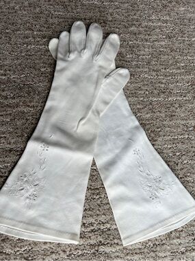 Vintage Embroidered Women's Long Gloves